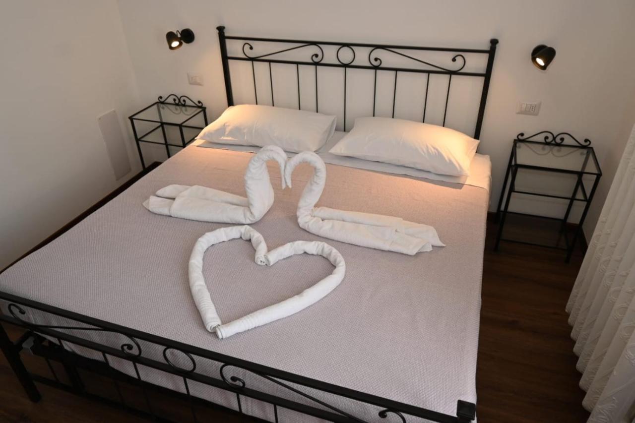 B&B Del Corso Castano Primo Extérieur photo